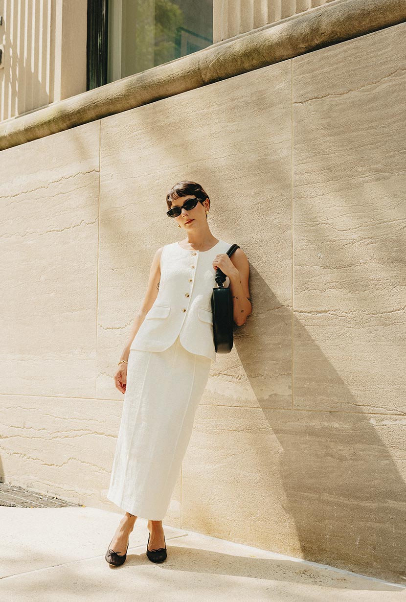 Image of Teigan Linen Pencil Skirt - White