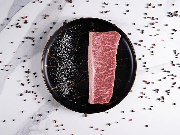 Australian Wagyu Picanha Slice with peppercorns