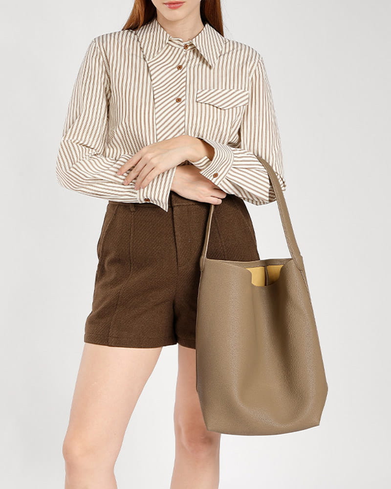 Urban Commute Large Leather Bucket Shoulder Bag