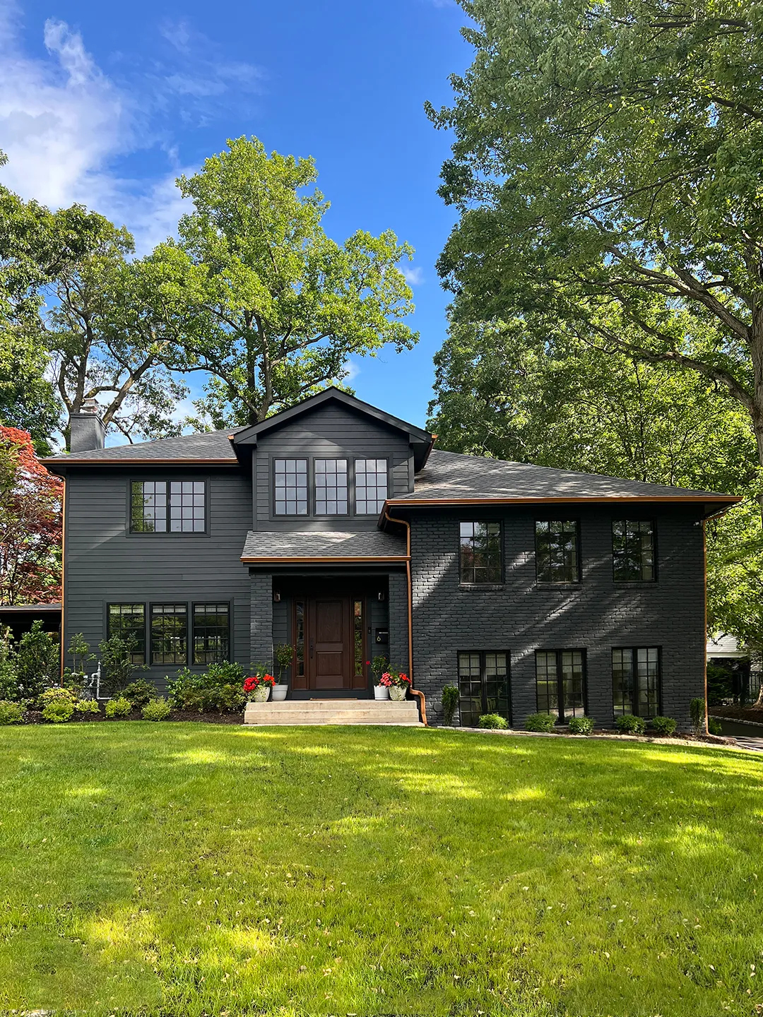Exactly How “the Worst Home on the Best Block” Got Its Dreamy Dark Exterior