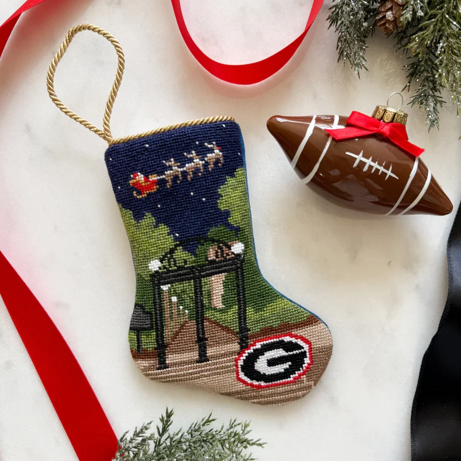 UGA: Santa Over Athens