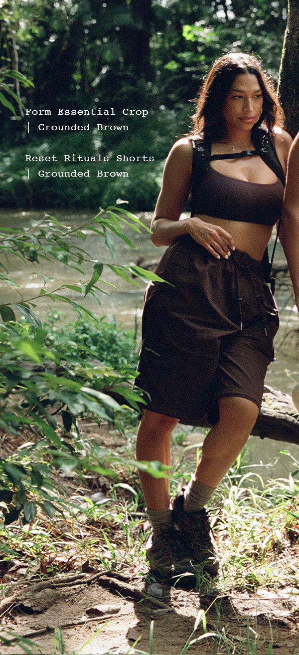 Form Essential Crop | Grounded Brown