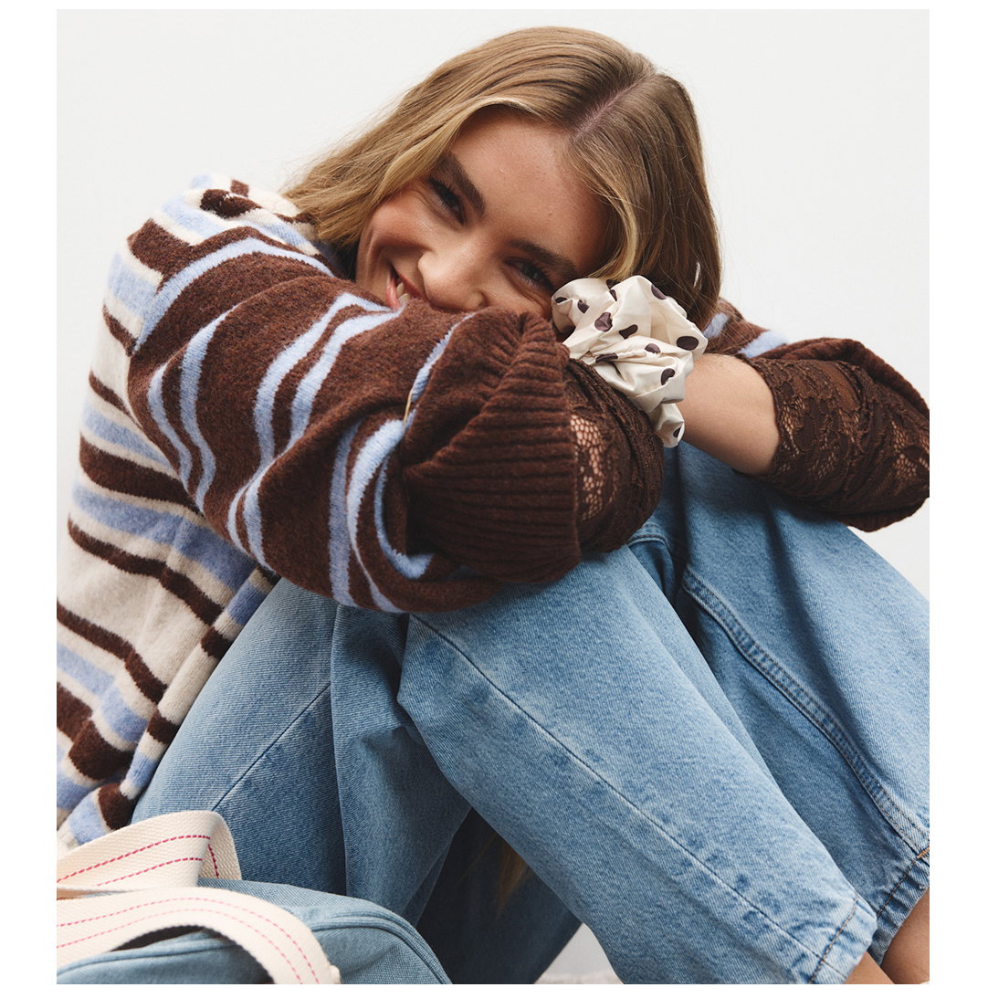 CHARLI STRIPE KNIT SWEATER