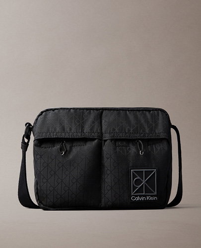 Water-Repellent Ripstop Crossbody Camera Bag