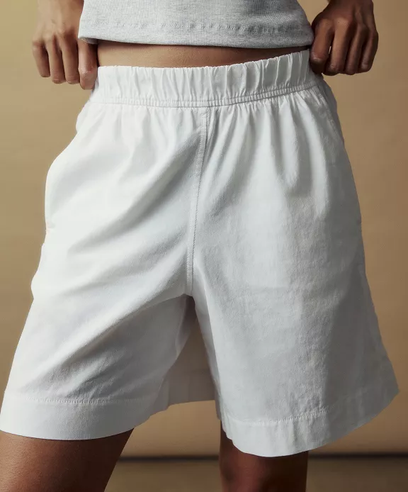 LuluLinen High-Rise Relaxed-Fit Short 7inches