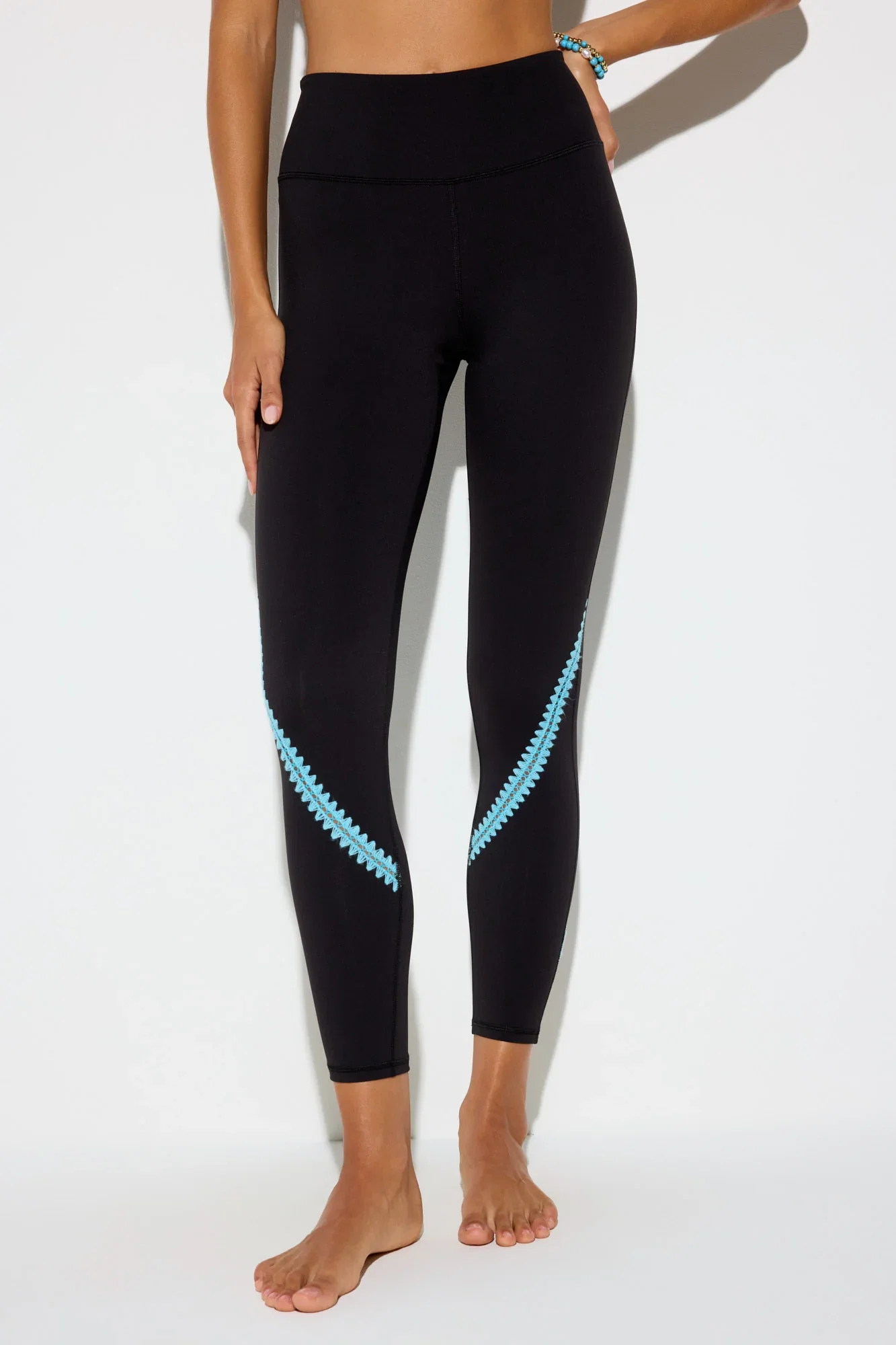 Image of Nirvana Om Crochet Legging