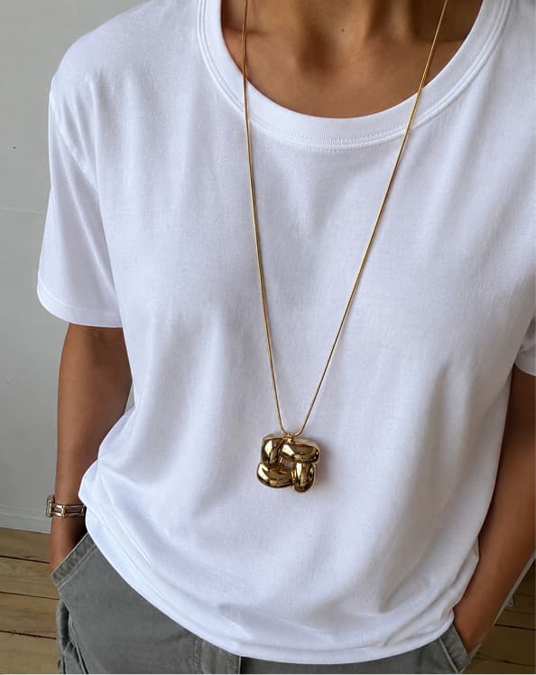 Woven Square Pendant in Gold
