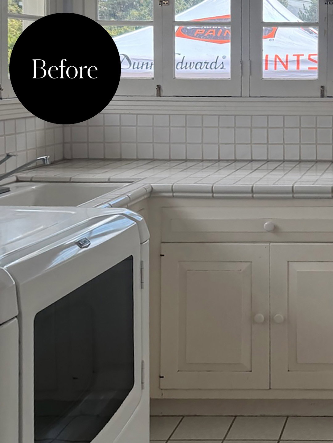 This Whimsical Laundry Room is Equal Parts Workspace and Artist’s Studio