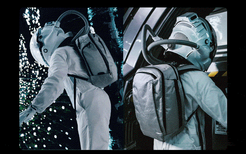 TRAVERSE BACKPACK 30L IN SILVER X-PAC®