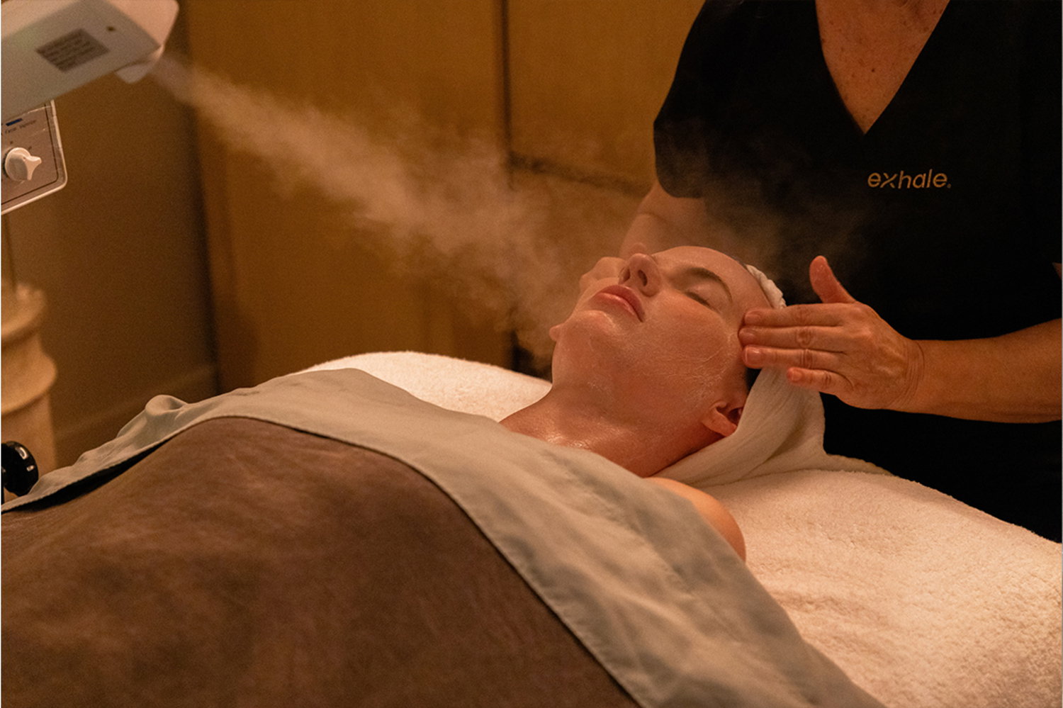 60-Minute Signature Facial + Spa Pass