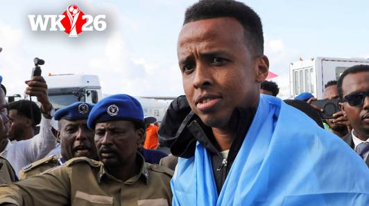 “Hij had banden met vermoedelijke leden van terreurorganisaties”: Witte Huis onthult waarom het Somalische WK-scheidsrechter Omar Artan weerde
