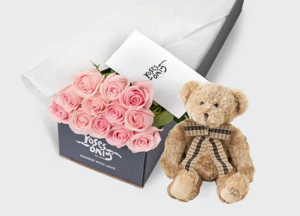 Image of Pink Roses Gift Box 12 & Teddy Bear (ROA27-012)