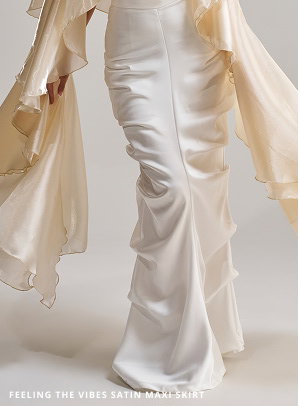 FEELING THE VIBES SATIN MAXI SKIRT