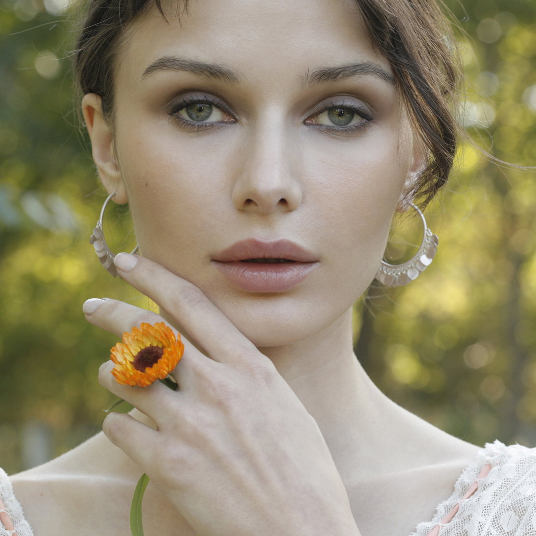 lotus hoops