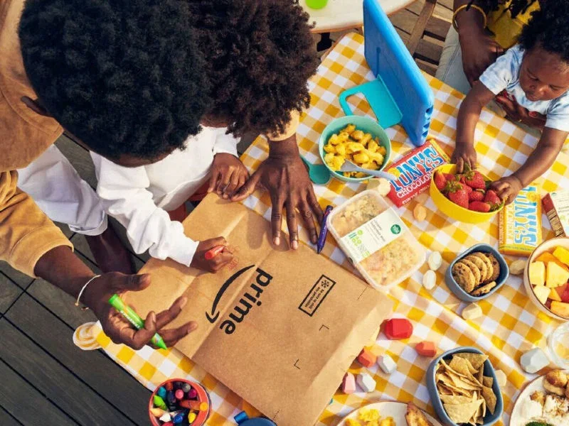 Amazon lifestyle image
