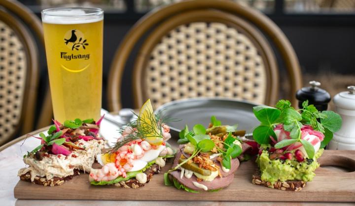 2 Klassiske Smørrebrød - Cafe Nöa’h