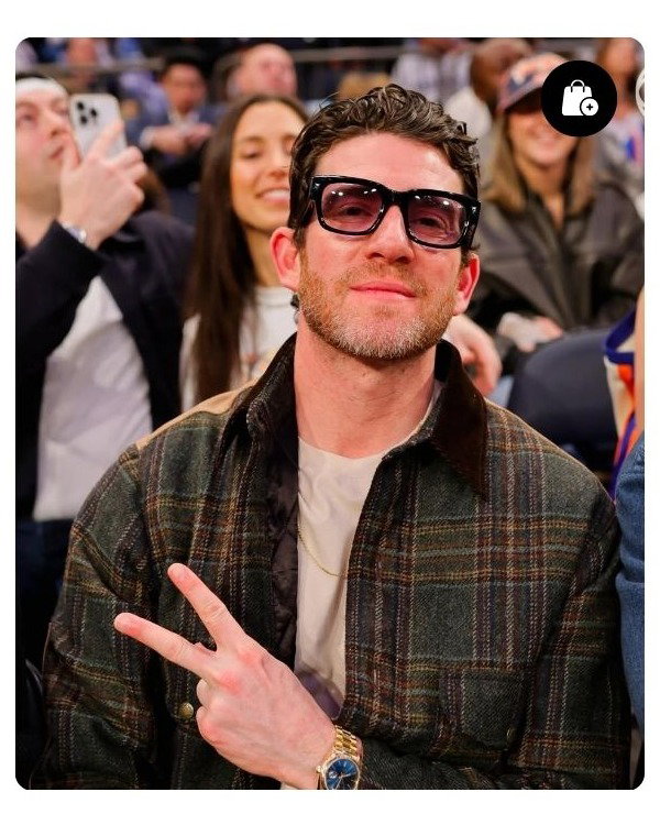 Bryan Greenberg in the Bowie