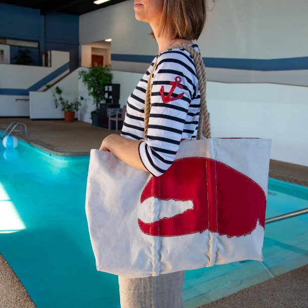 Red Lobster Claw Tote