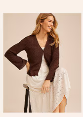 Model wearing maurices clothing.