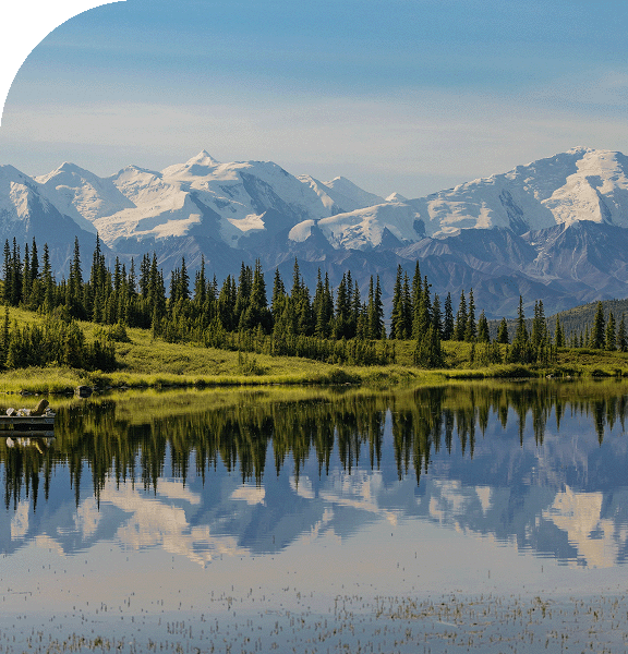 A scenic view of the Alaskan mountains.