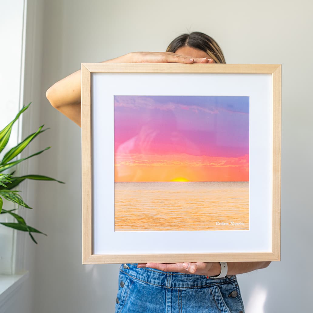 frame-with-white-matte