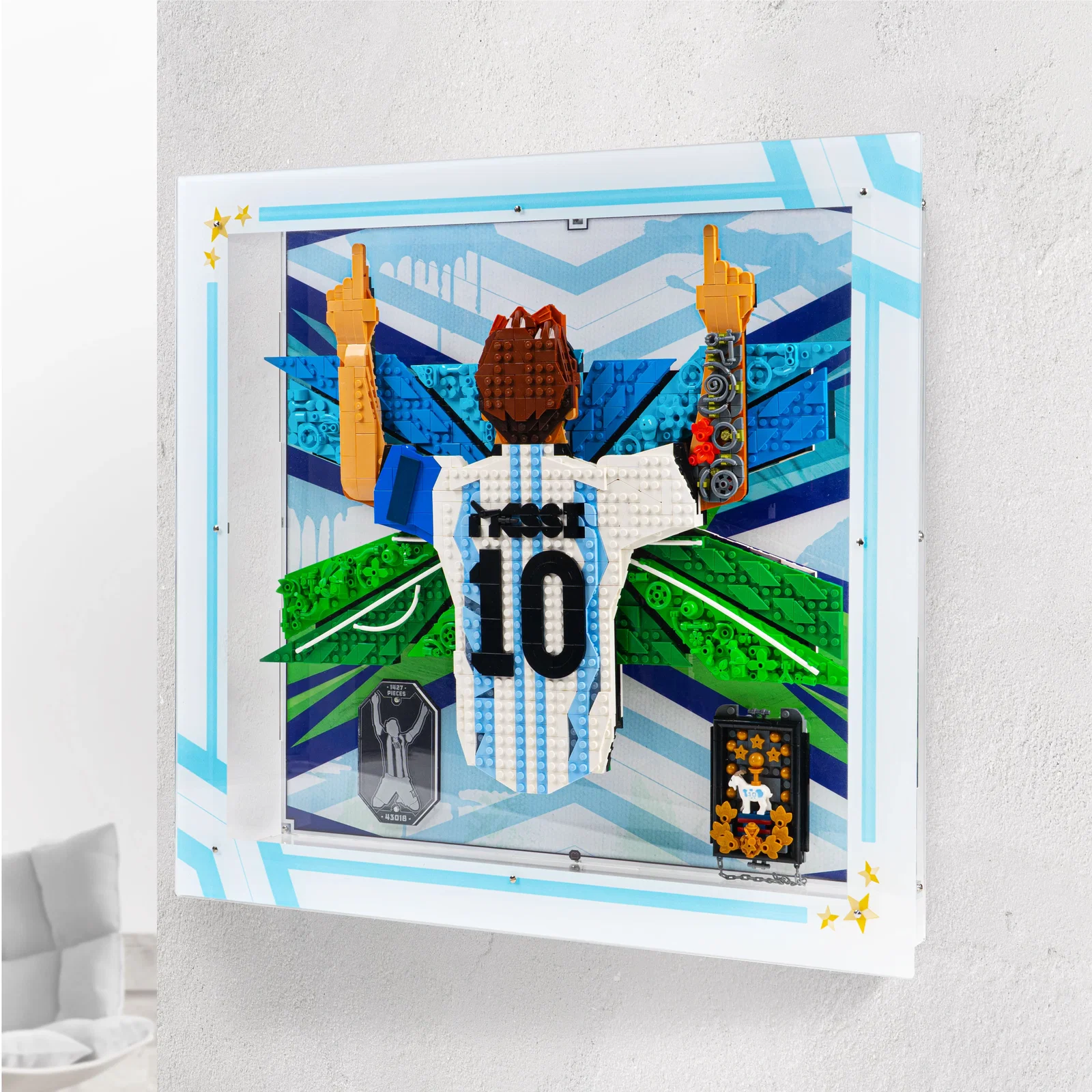Image of Wall Mountable Display Case for LEGO® Editions: Lionel Messi – Celebration (43018)