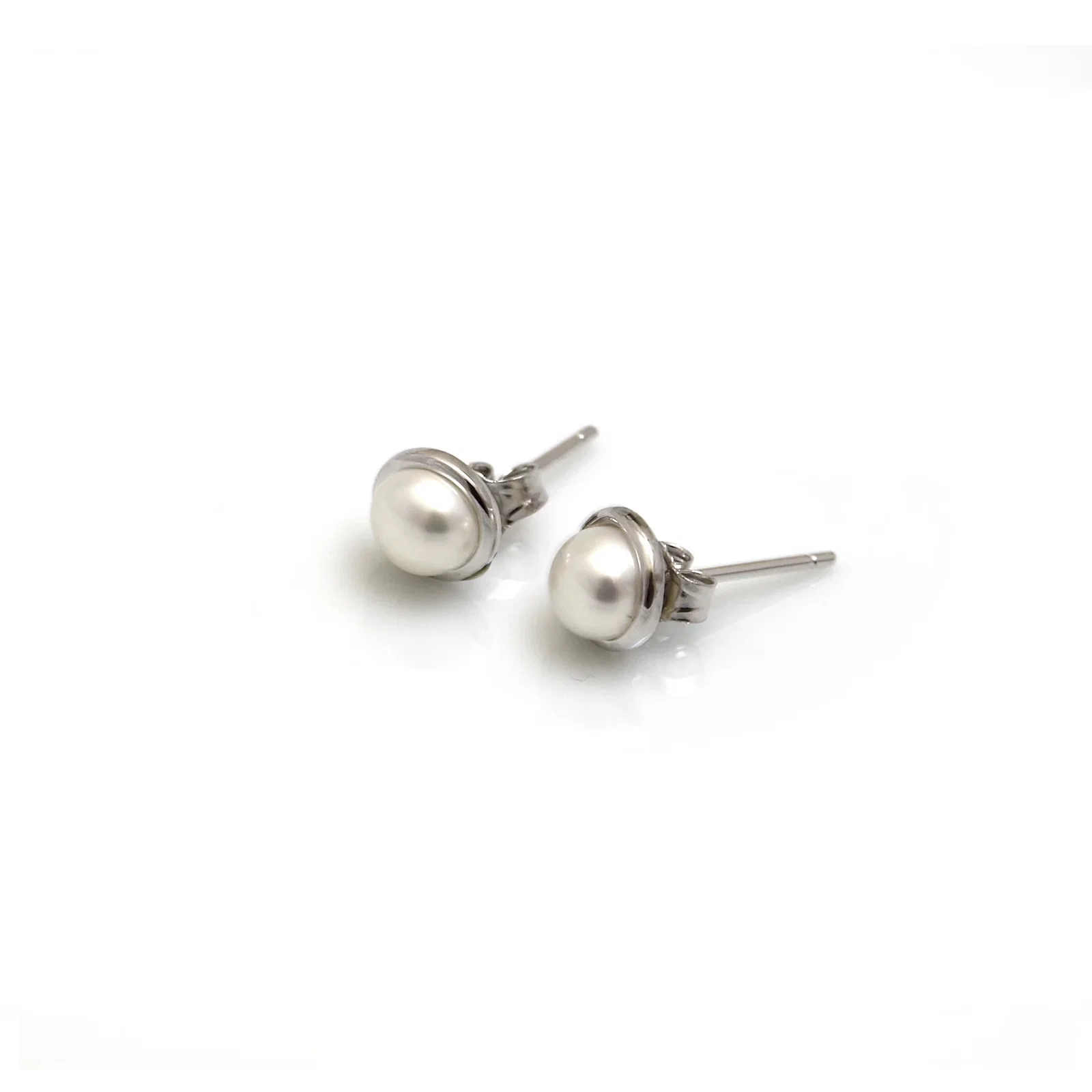 Image of Sterling Silver & Creamy Freshwater Pearl Studs