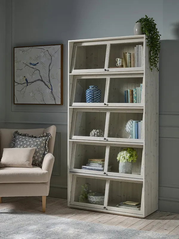 Holsted Display Cabinet