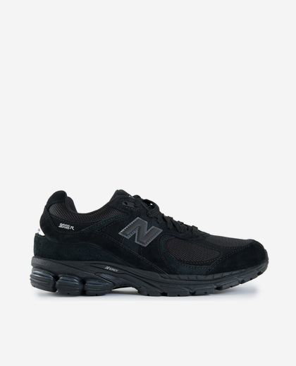 New Balance 2002R Trainers