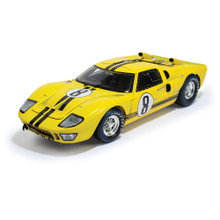 1966 Ford GT40 - #8 Le Mans 24 Hours 1:18 Scale Diecast Model Car by Shelby Collectibles