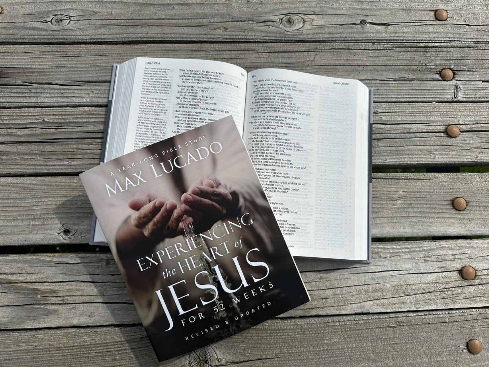 Experiencing the Heart of Jesus for 52 Weeks