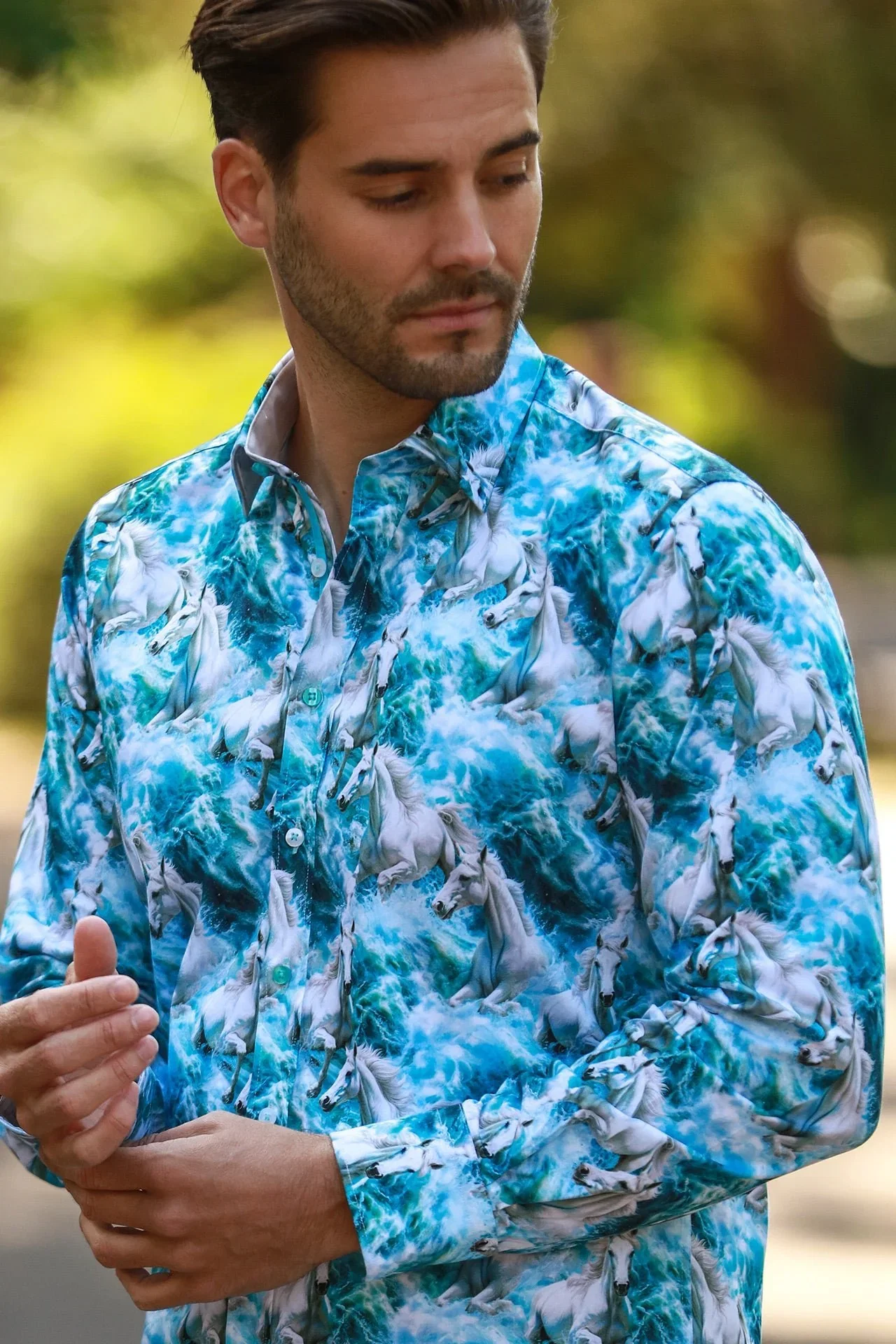 Image of HORSES OF THE TEMPEST PRINT SHIRT