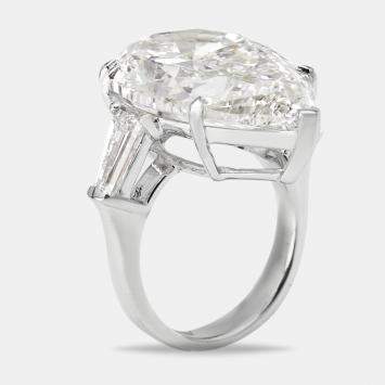 16.00 cts Pear and Trapezoid L