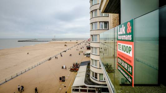 Appartement in Knokke-Heist meer dan dubbel zo duur als in Bredene: zó veel betaal je vandaag voor flat aan zee
