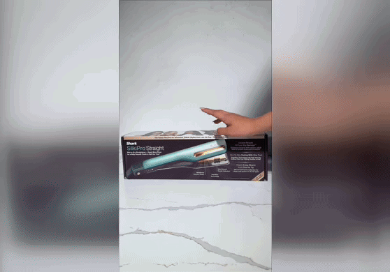 Unboxing the Shark Silki in teal.