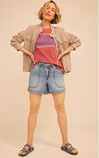 Model wearing maurices clothing.