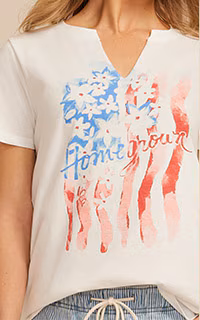 Model wearing maurices clothing.