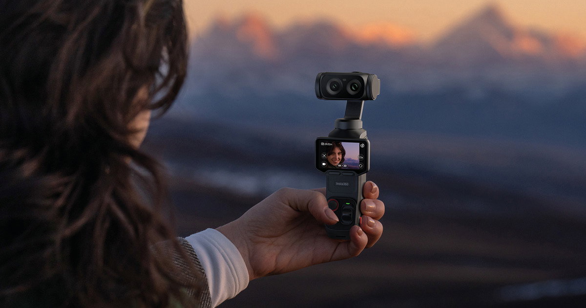 Insta360 Luna Ultra Lifestyle