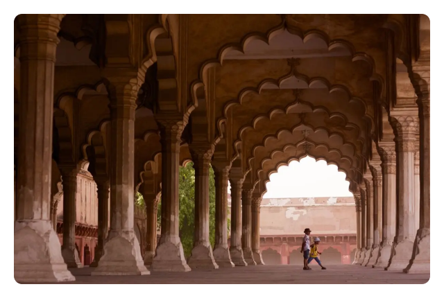 Take the family on an unforgettable Premium journey to Delhi, Agra and Jaipur