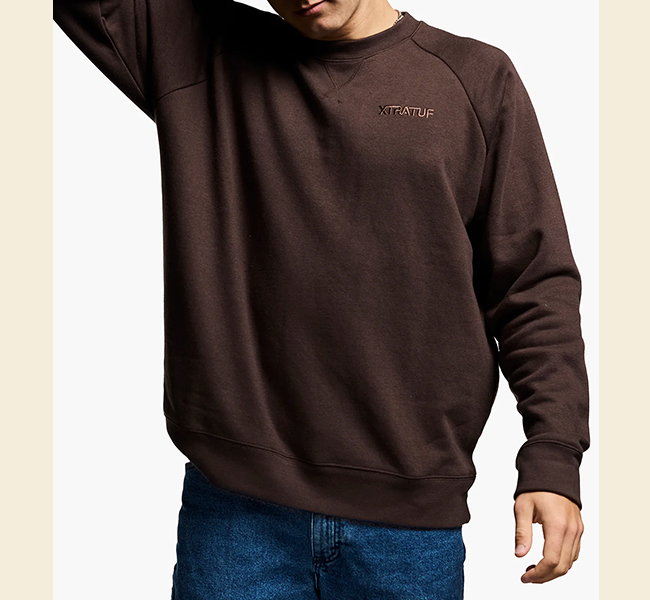 Men's Sweatshirt in Chocolate lifestyle image