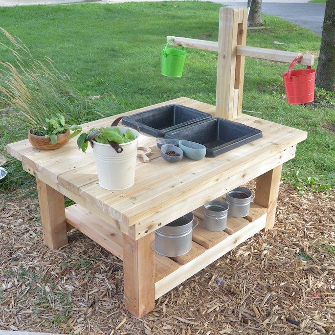 Natural Outdoor Explorer Table with Scale
