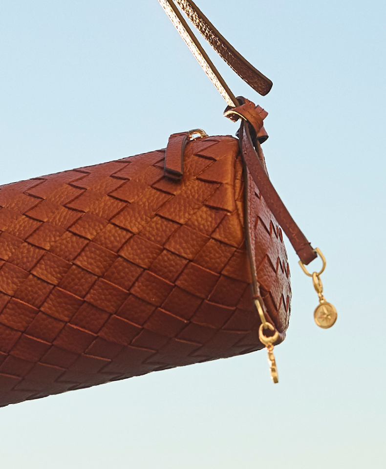 Woven Leather Barrel Bag (Tan)