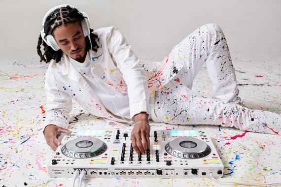 Pioneer DJ DDJ-FLX10: Your Summer Rig MVP