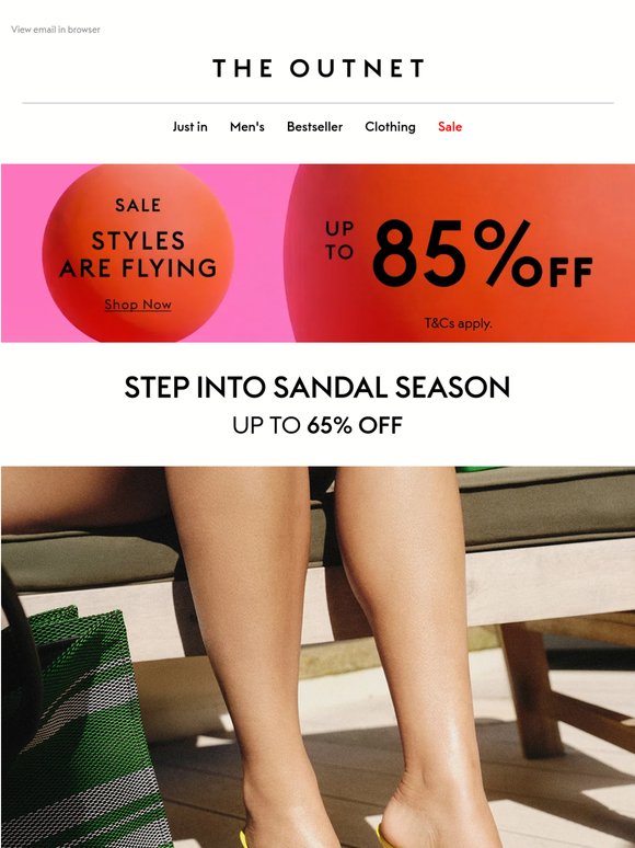 It's officially sandal season