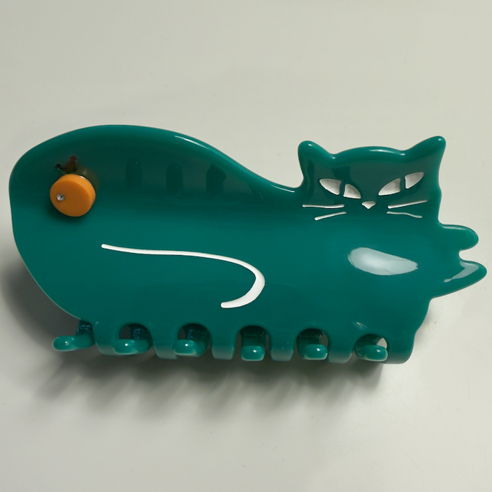 green cat