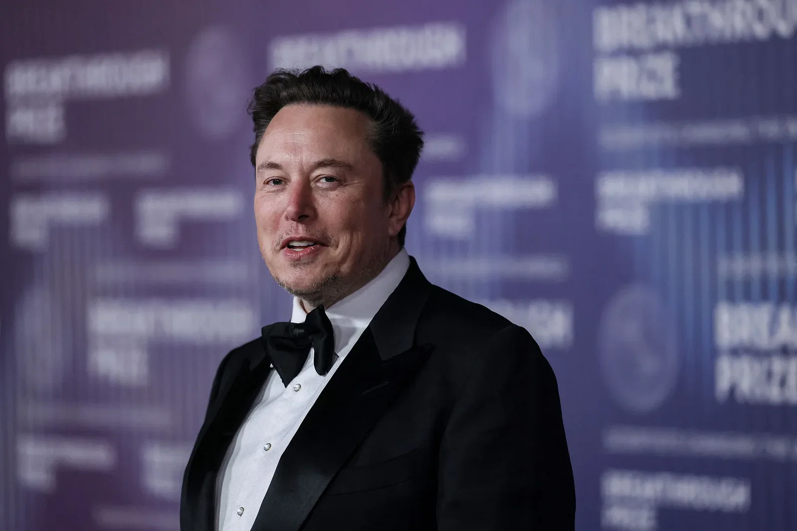 Elon Musk becomes the world's first trillionaire after SpaceX's historic IPO