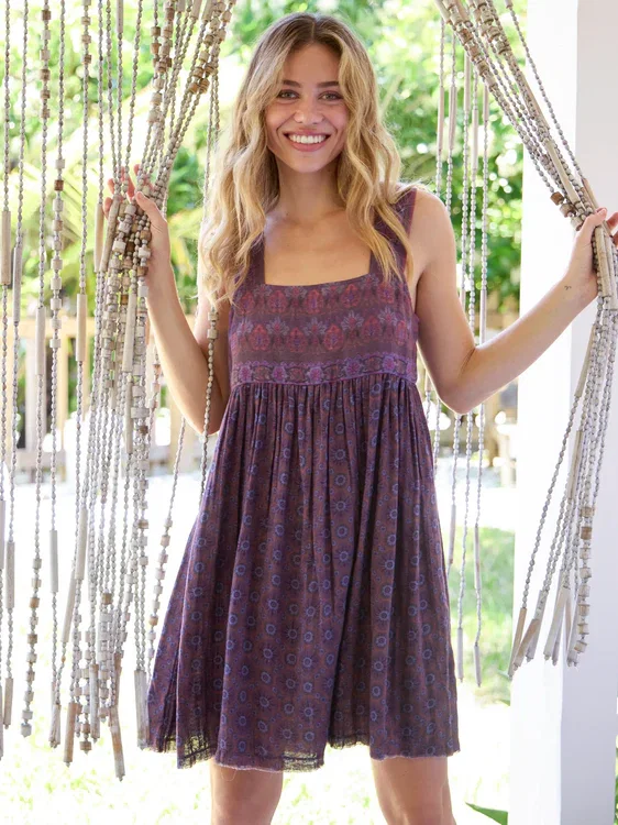 nosto_dresses