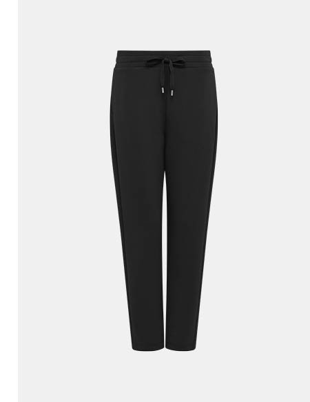 Tapered Leg Jogger in Black