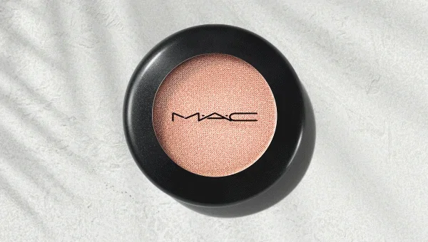 M·A·C