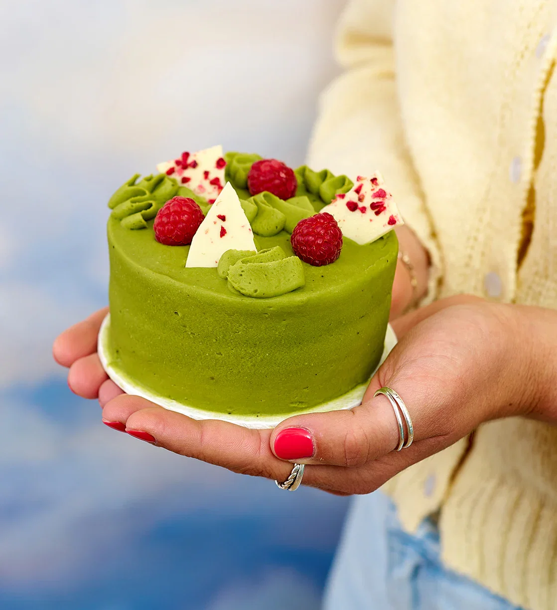 Image of Matcha and Raspberry Bento Cake